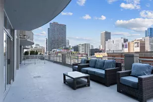 600 N Dearborn St, Chicago, IL 60654 - Photo 21