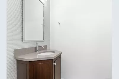 600 N Dearborn Street #602, Chicago, IL 60654 - Photo 15