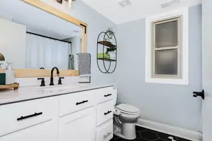 4012 W 105th St, Oak Lawn, IL 60453 - Photo 13