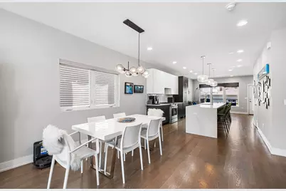 2544 W Warren Boulevard, Chicago, IL 60612 - Photo 3