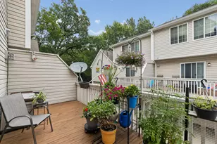 257 W Whispering Oaks Ln, Round Lake, IL 60073 - Photo 19