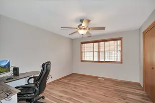 1449 Crooked Creek Dr, Beecher, IL 60401 - Photo 23
