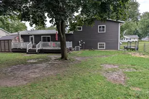 808 Virginia Ave, Lena, IL 61048 - Photo 23