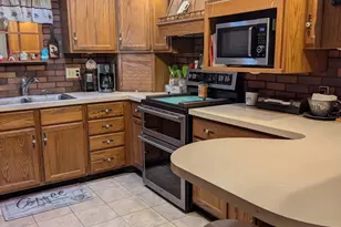 808 Virginia Ave, Lena, IL 61048 - Photo 5
