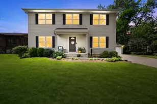 33672 N Greentree Rd, Grayslake, IL 60030 - Photo 1