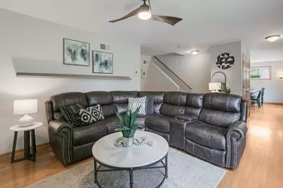 33672 N Greentree Road, Grayslake, IL 60030 - Photo 5