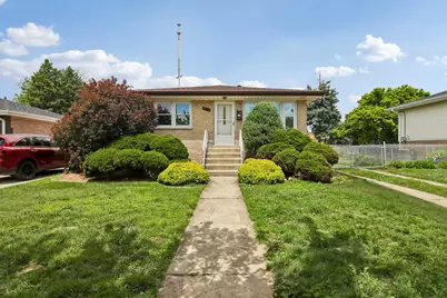 6512 102nd Place, Chicago Ridge, IL 60415 - Photo 1