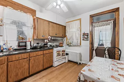 2322 N Kenneth Avenue, Chicago, IL 60639 - Photo 11