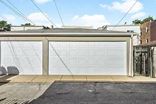 2322 N Kenneth Ave, Chicago, IL 60639 - Photo 19
