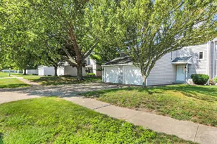 1933 Blackthorn Dr, Champaign, IL 61821 - Photo 25