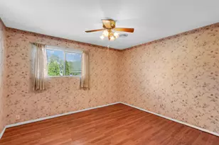 1933 Blackthorn Dr, Champaign, IL 61821 - Photo 17