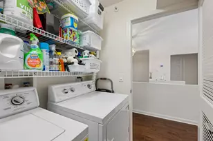916 Enfield Dr, Northbrook, IL 60062 - Photo 13