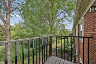 916 Enfield Dr, Northbrook, IL 60062 - Photo 15