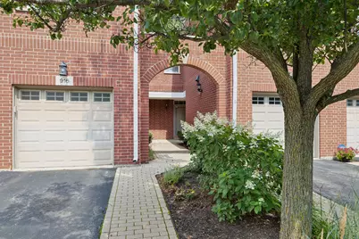 916 Enfield Drive #5-A2, Northbrook, IL 60062 - Photo 1