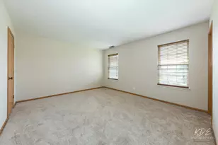 2477 Frost Dr, Aurora, IL 60503 - Photo 19