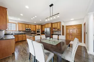3423 Goldfinch Dr, Naperville, IL 60564 - Photo 15
