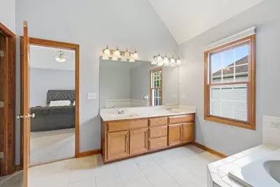 3423 Goldfinch Drive, Naperville, IL 60564 - Photo 25