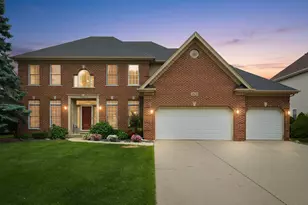 3423 Goldfinch Dr, Naperville, IL 60564 - Photo 1