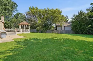 1173 N Clearwater Ct, Palatine, IL 60067 - Photo 35