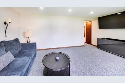 4857 W Byron Street #103W, Chicago, IL 60641 - Photo 5