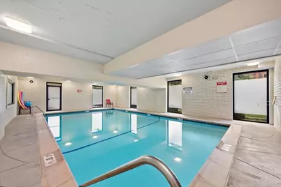 3900 N Pine Grove Avenue #907, Chicago, IL 60613 - Photo 15