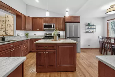 68 Chelsea Street, Bloomingdale, IL 60108 - Photo 3