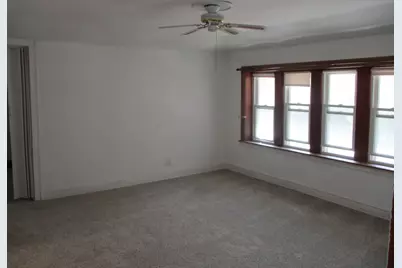 6421 Sinclair Avenue, Berwyn, IL 60402 - Photo 17