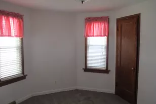 6421 Sinclair Ave, Berwyn, IL 60402 - Photo 11