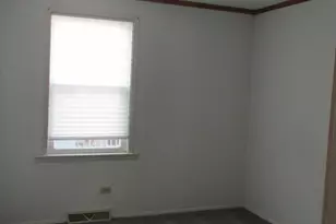 6421 Sinclair Ave, Berwyn, IL 60402 - Photo 13