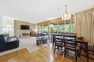 5517 E Lake Dr, Lisle, IL 60532 - Photo 3