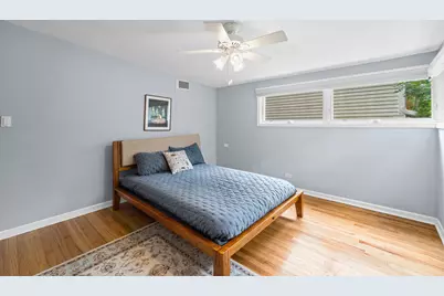 1880 Midland Avenue, Highland Park, IL 60035 - Photo 9