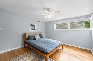1880 Midland Ave, Highland Park, IL 60035 - Photo 9