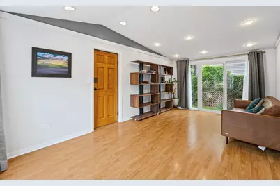 1880 Midland Avenue, Highland Park, IL 60035 - Photo 7