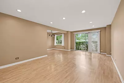 2920 Roberts Drive #4, Woodridge, IL 60517 - Photo 7