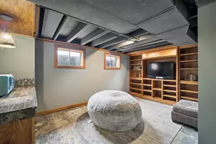 1050 E Kitson Dr, Palatine, IL 60074 - Photo 21