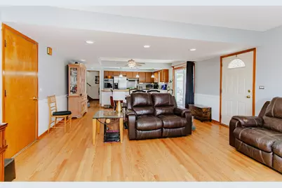 4019 Judd Avenue, Schiller Park, IL 60176 - Photo 5