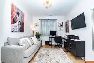 1738 W 17th St, Chicago, IL 60608 - Photo 9