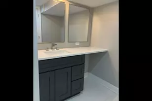 10030 S Fairfield Ave, Chicago, IL 60655 - Photo 9