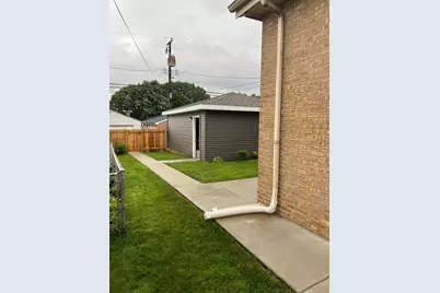 10030 S Fairfield Avenue, Chicago, IL 60655 - Photo 17