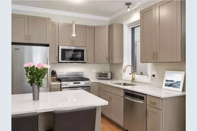 2431 W Walton Street #2, Chicago, IL 60622 - Photo 11