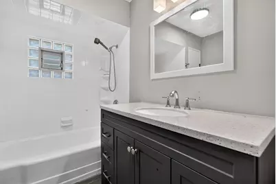 7945 W 91st Street, Hickory Hills, IL 60457 - Photo 11