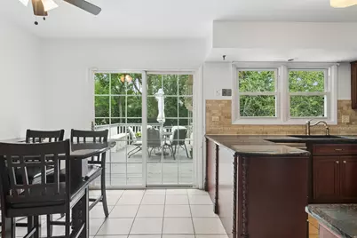 710 E Valley Lane, Arlington Heights, IL 60004 - Photo 5
