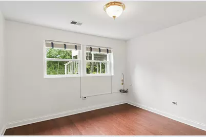 710 E Valley Lane, Arlington Heights, IL 60004 - Photo 17