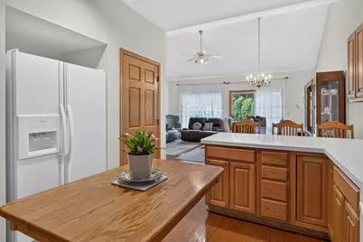 3932 Balmoral Court, Rolling Meadows, IL 60008 - Photo 13