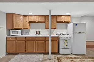 3932 Balmoral Ct, Rolling Meadows, IL 60008 - Photo 27