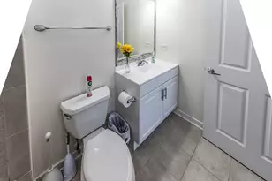1153 W Washburne Ave, Chicago, IL 60608 - Photo 21