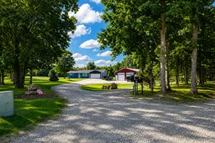 2325 County Road 975 E, Rinard, IL 62878 - Photo 3