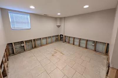 8636 Massasoit Avenue, Burbank, IL 60459 - Photo 13