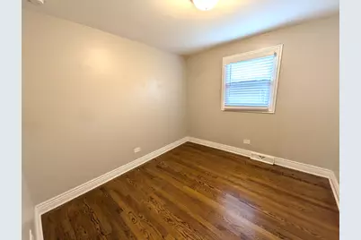8636 Massasoit Avenue, Burbank, IL 60459 - Photo 11