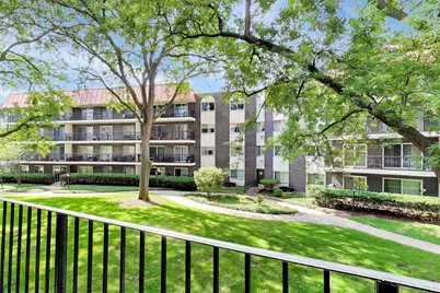 9529 Bronx Place #213, Skokie, IL 60077 - Photo 5